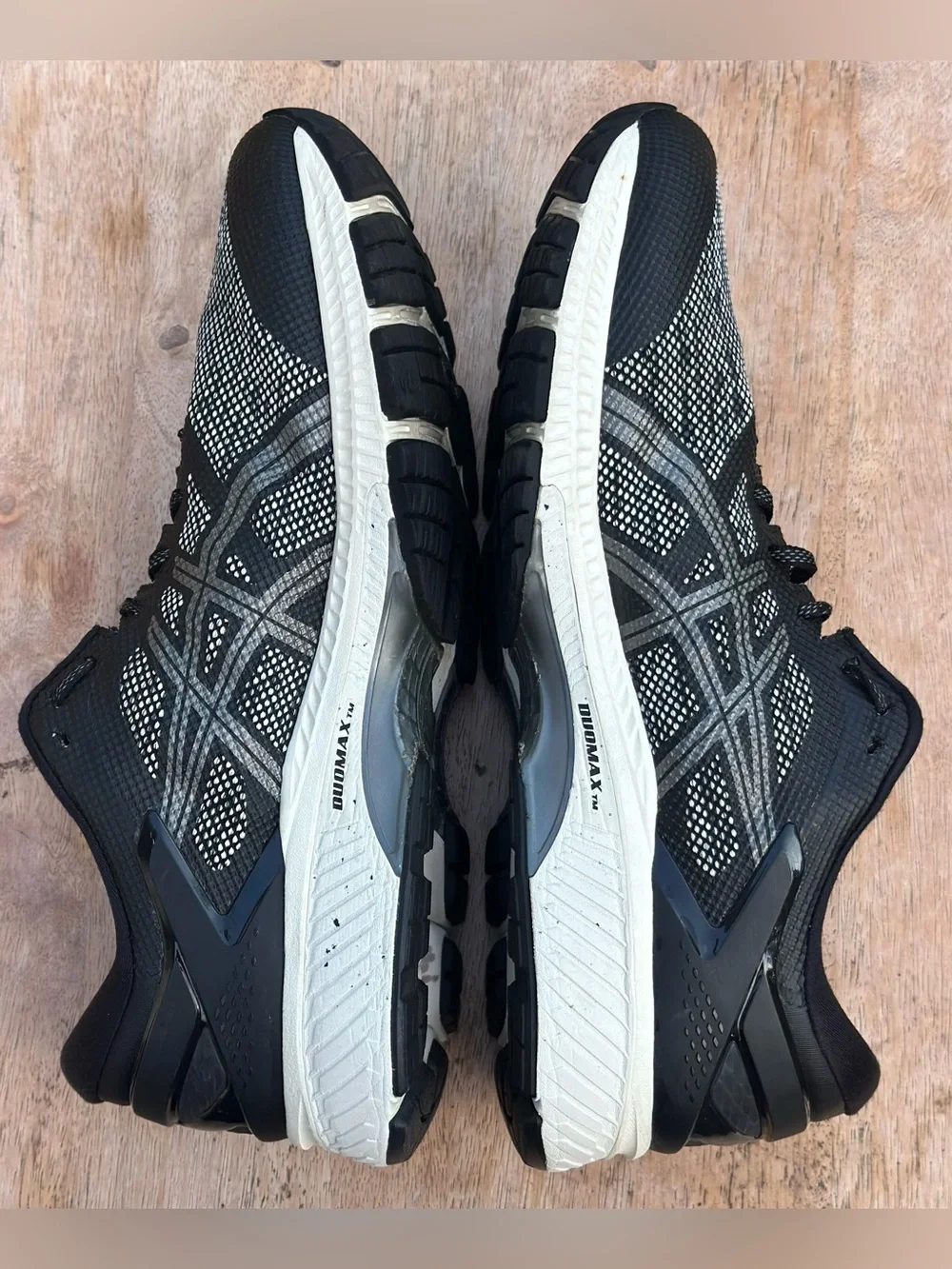 ASICS Gel-Kayano 26 Men’s Size 14 Black White Running Shoes 1011A730